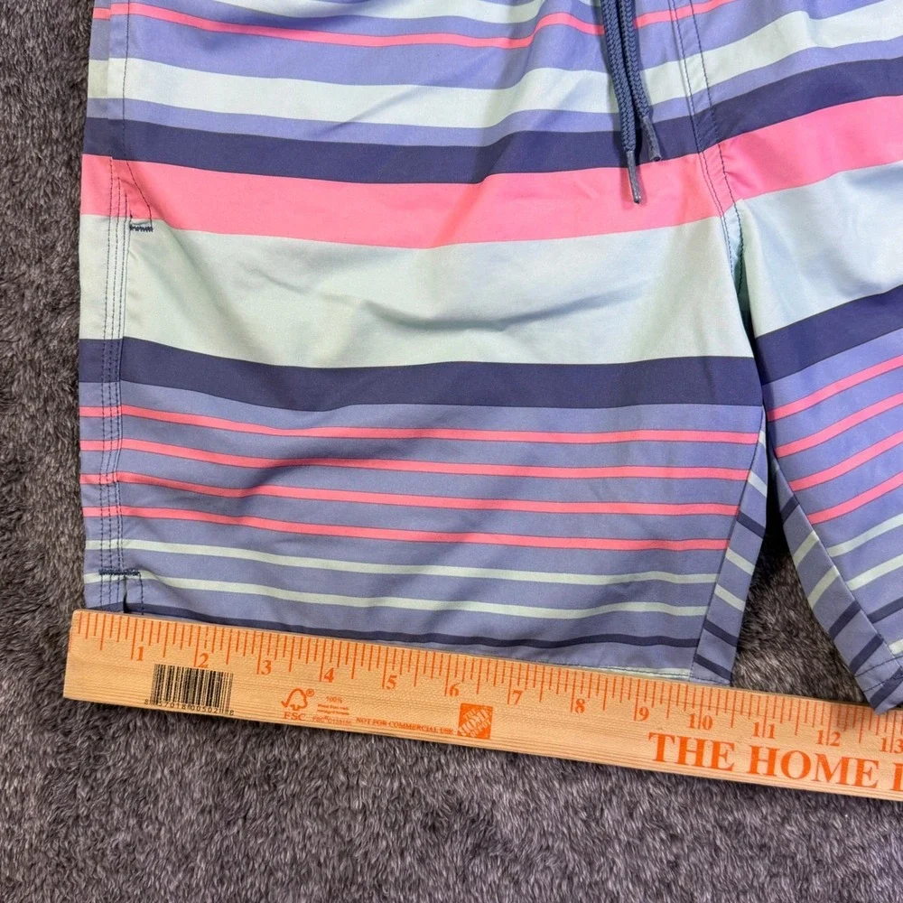 Vineyard Vines Shorts Mens Chappy Striped Swim Trunks Blue Pink XS 1M001110‎